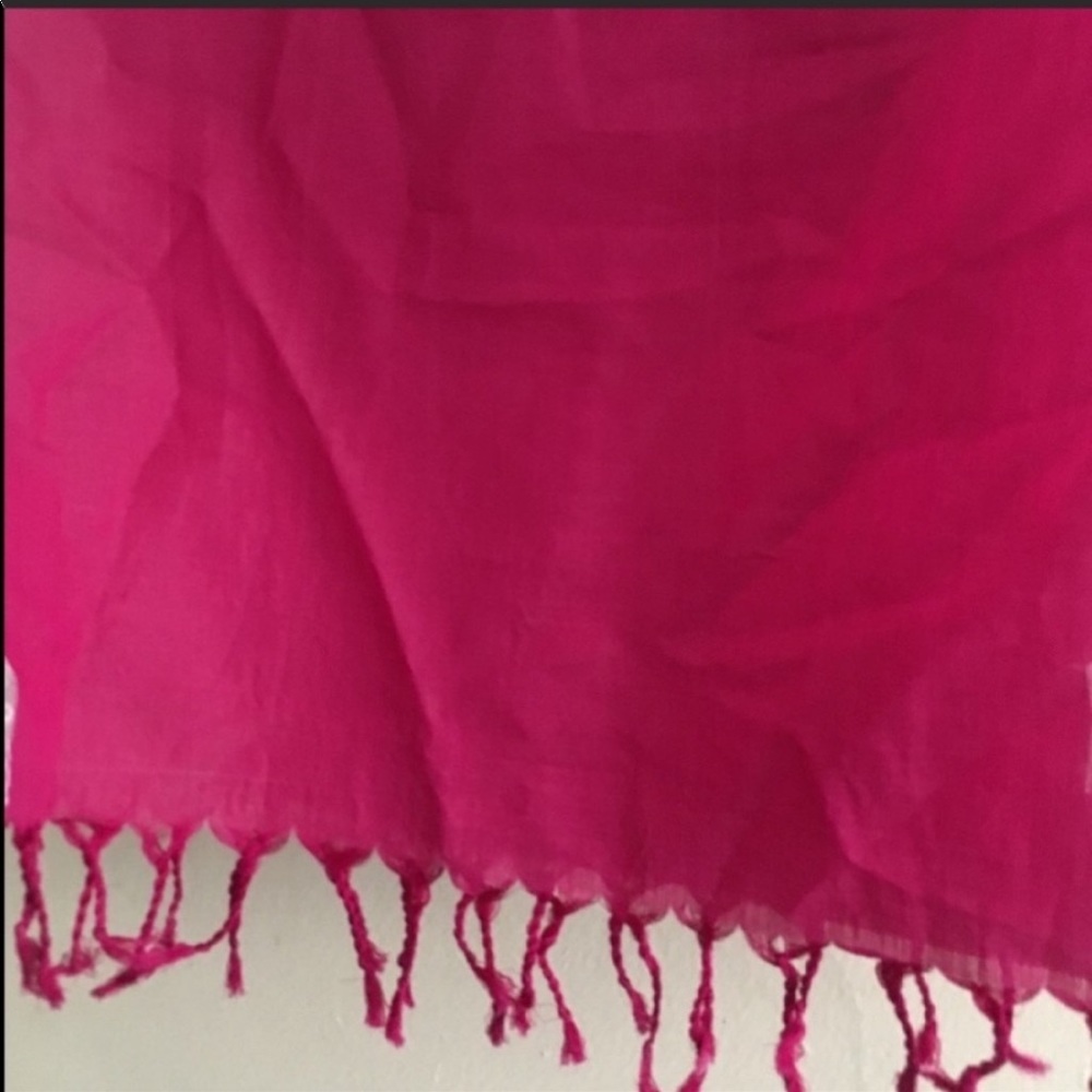 Fab India Chanderi Silk Pink & White Dupatta - Picture 5 of 7